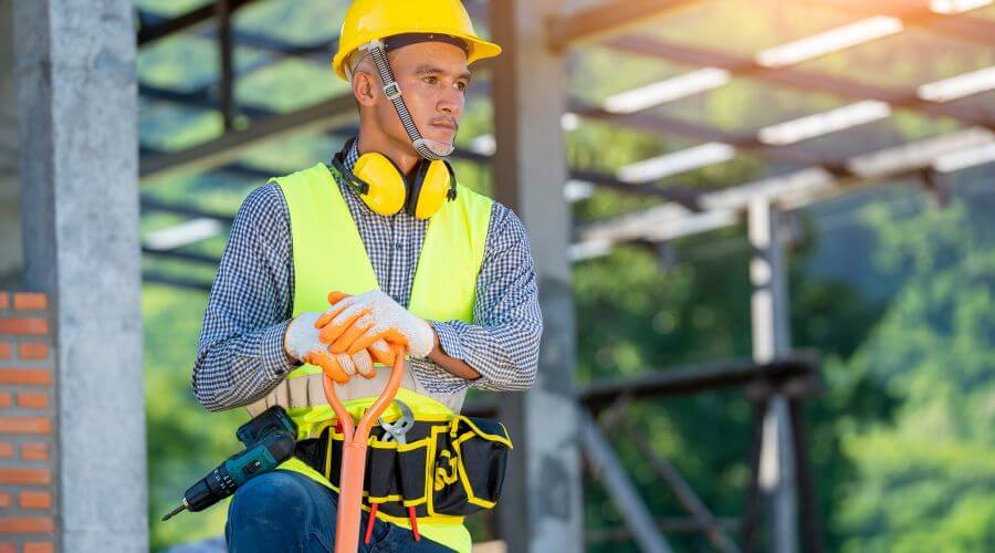 Professional gutter cleaning in Sasakwa, OK